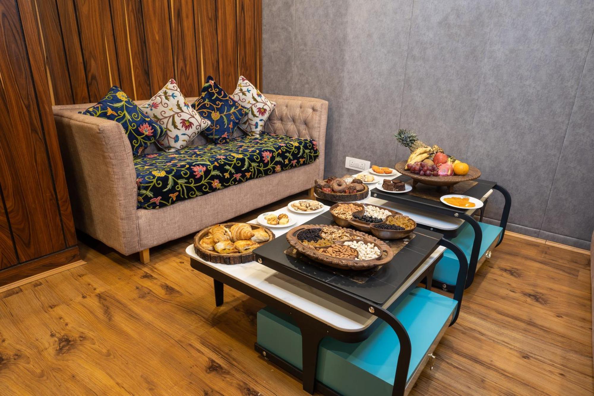 Hotel Snowland, Srinagar المظهر الخارجي الصورة